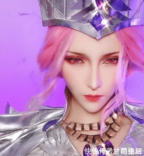 井野|还记得cos过比比东的崎娜吗这次又cos火影女团,C位井野最惊艳