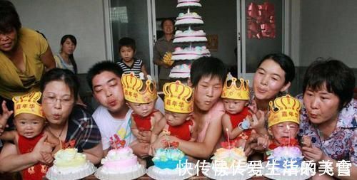二胎|头胎生女儿,二胎是四胞胎,三胎终于有儿子,这阵仗简直无人能及