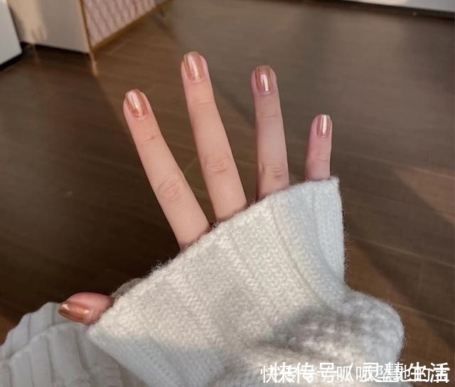 晕染|显手白的美甲分享!莫兰迪色高级,拼接美甲大方,玫瑰金色显白