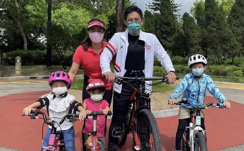 一姐|8枚金牌稳了？中国跳水一姐担任东京奥运裁判，引发网友热议
