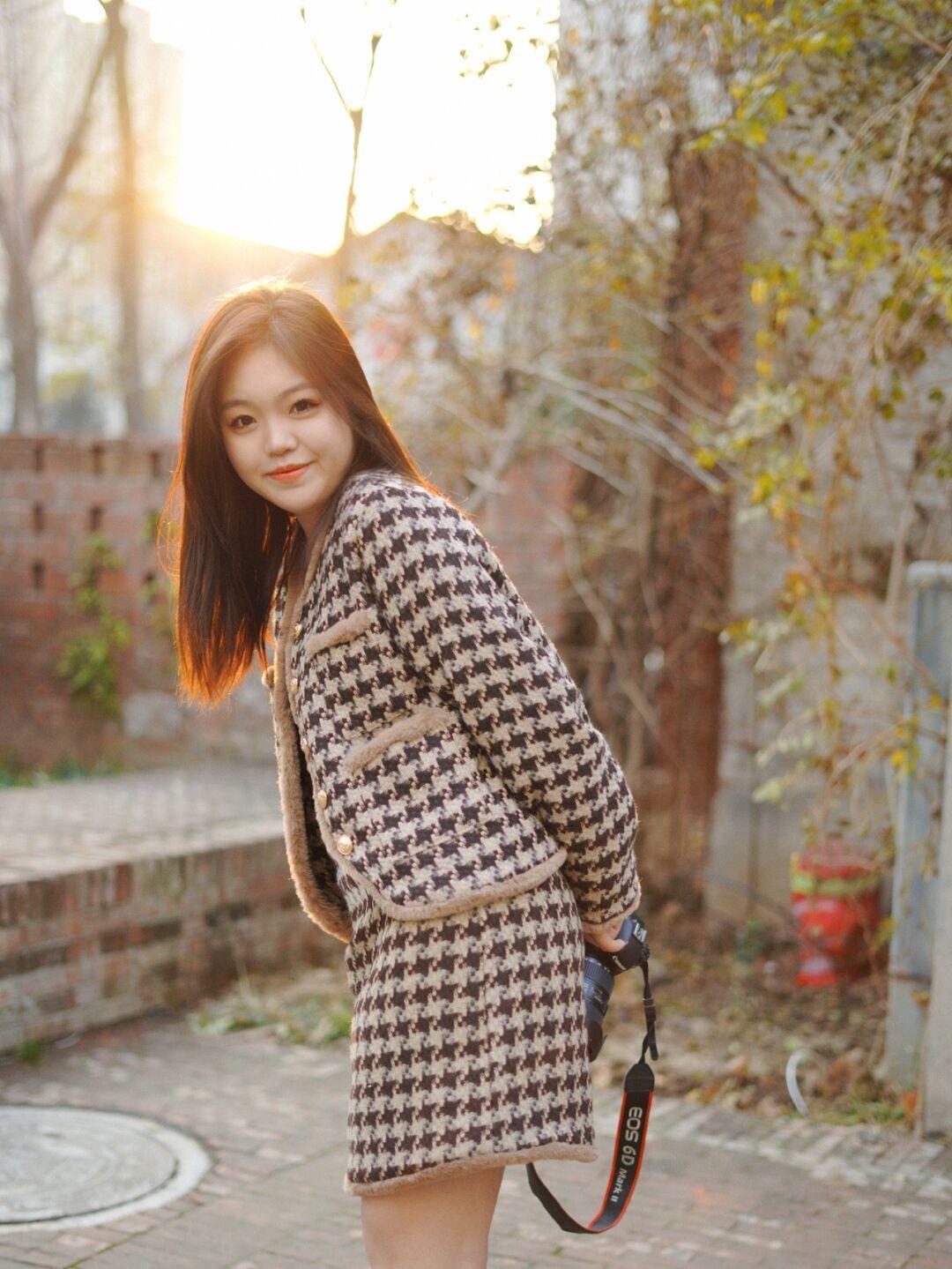 高调 这5色小香风套装你有哪套?穿出女人的自信,温婉大方,时尚迷人!