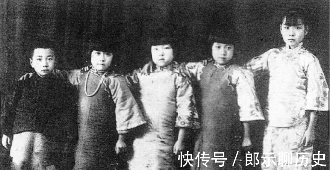 现世安稳|一代才女张爱玲老照片:可以从中看出她一身清高,再到悲悯的结局