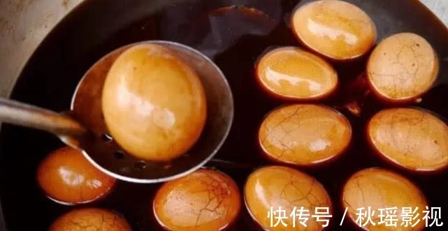 大妈|卖了30年早餐的大妈，教你煮茶叶蛋的配方，香味浓郁入味十足！