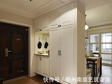 隔断|如何设置玄关隔断?玄关隔断都有哪类型?