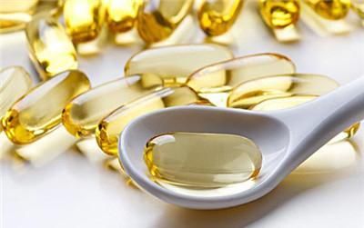 痔疮|维生素E内服可美容，外涂淡痘印？听听医生怎么说，看完涨知识了