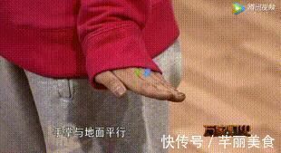 脾经|这样拉拉腿，迅速补脾，赶走湿气！坚持锻炼，让你年轻20岁