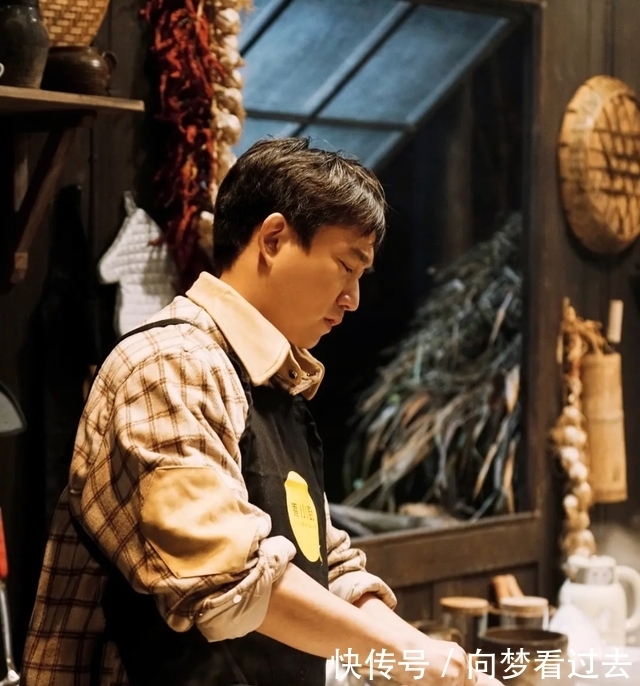 向往的生活|热播的“向往5”,腊肠配烤鸡,都是市民向往的野味生活