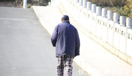 骨质酥松|50岁后坚持跑步,究竟是养生还是伤身?54岁男子的经历,告知答案