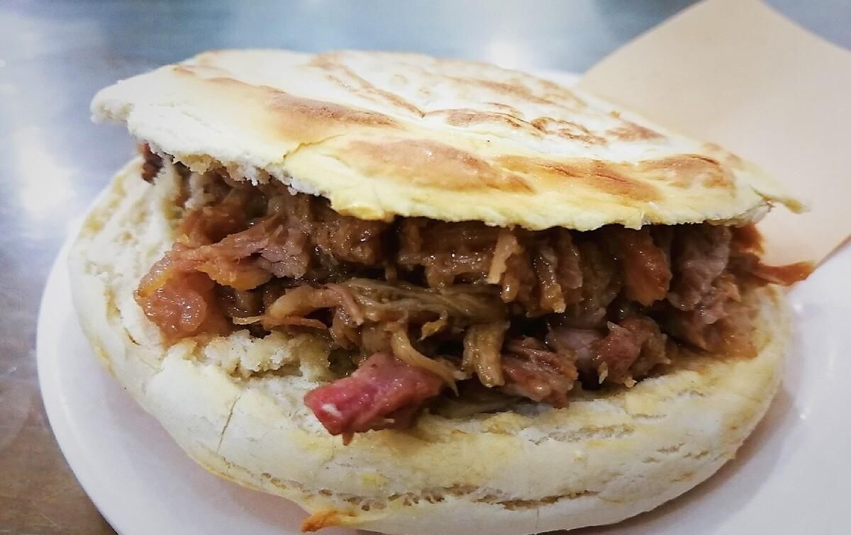 地道肉夹馍，软烂醇香超美味，学会自己在家做，想夹多少肉都可以