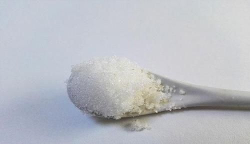 鸡精鸡精|高血压的“根源”并非盐?3味调料请少吃,不然血压恐怕难下降