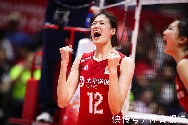 女排|1米94新朱婷不被教练重视!女排新帅不给机会,白瞎了超手进攻