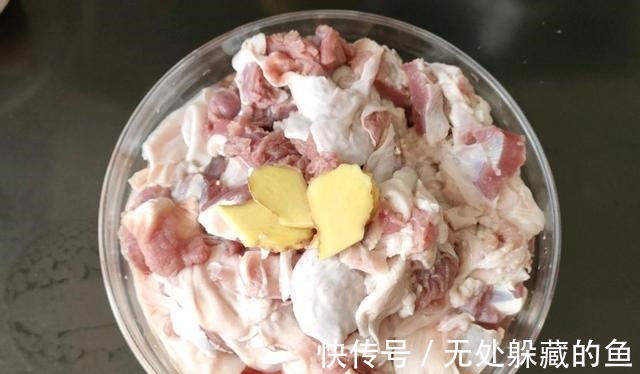 炖牛肉|秋季必备的高压锅美食，暖胃又暖心的金针菇牛腩煲！