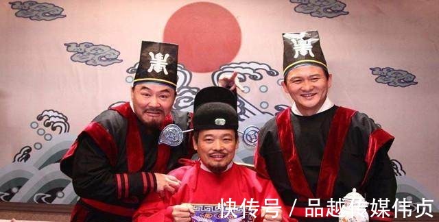 左氏春秋!巡抚出一上联,知府半天对不出,7岁孩童:我来!巡抚惊诧不已