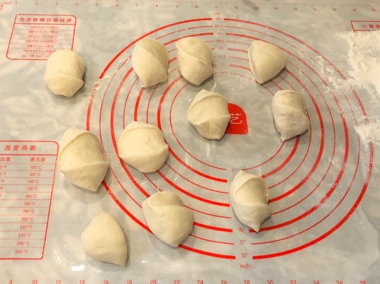 早上来一份香喷喷的酱肉包，香味浓郁，连吃几天都不腻