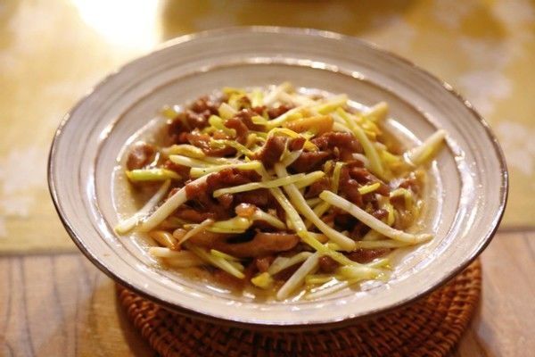  春节餐桌上的美味，牛肉的别样吃法，学会给家人做着吃