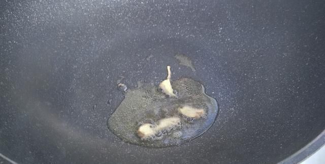 猪肝|“它”对眼睛特别好，吃一次，抵得上吃2斤枸杞，家家户户吃得起