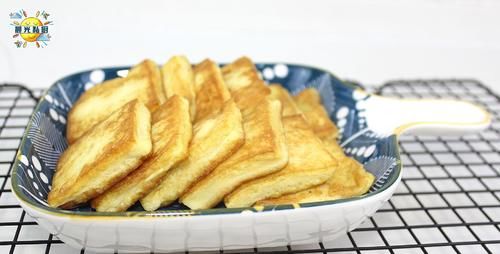  创意年菜：鸡蛋豆腐，用锅蒸出来的豆腐，制作简单，还能控制口感