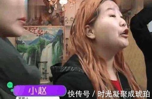 樱桃粉 女子去染发，不料被理发店染得不像人样，店员回应搞笑