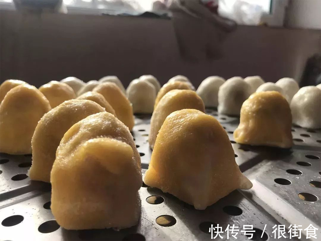 江米|东北传统老味道！手工食物黏豆包，酸香美味黏口，只限冬季享用！