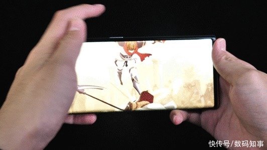 展区|探秘OPPO展区产品，原来AR眼镜、卷轴屏概念机体验是这样