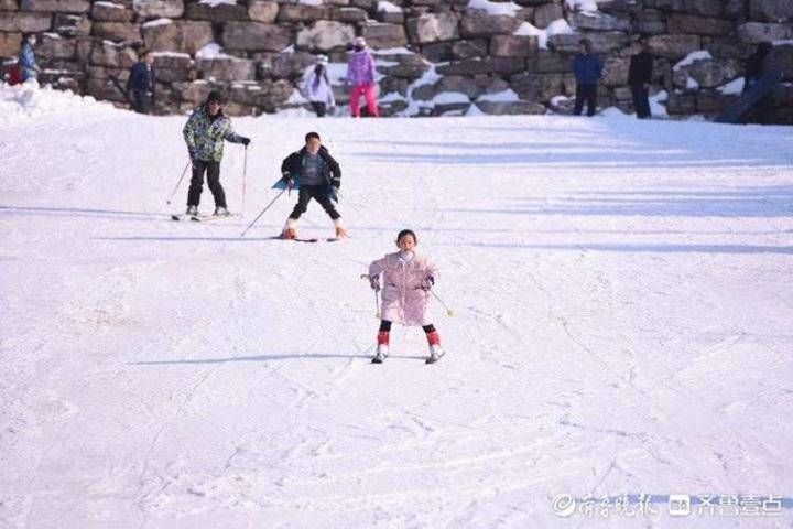 北京冬奥会|冬奥会点燃“冰雪热潮”！济南南部山区滑雪场人气旺