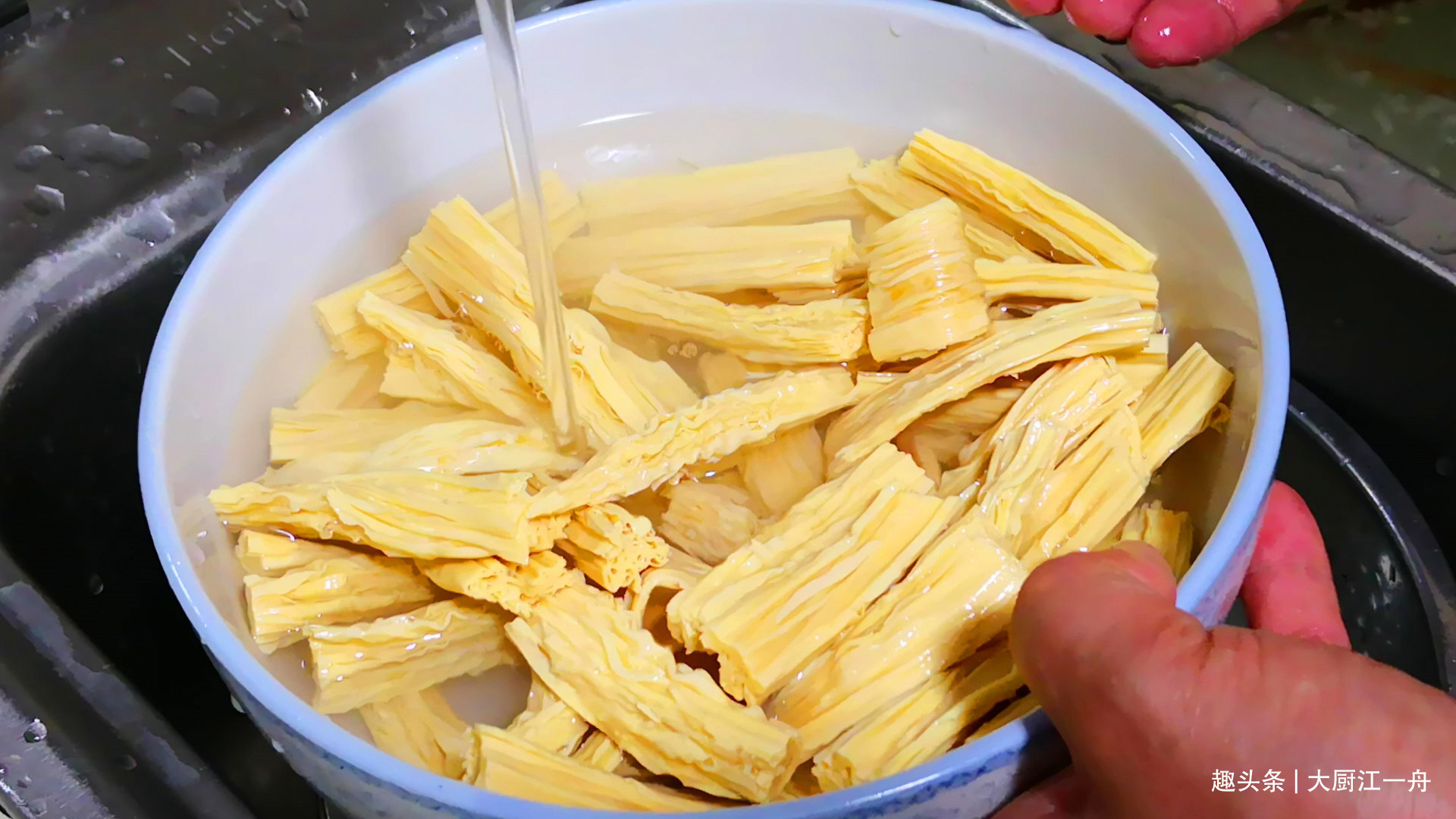大雨后，别担心菜和肉涨价，多吃这3种食材，价格便宜营养好吃