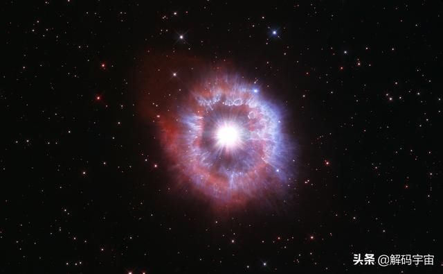 哈勃太空望远镜发射31周年，天文学家对准一颗璀璨的“名人星”