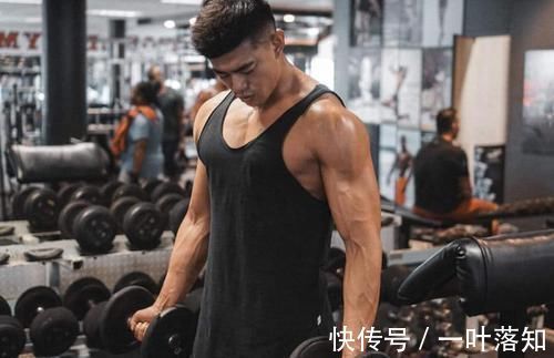 肌群|健身半年肌肉不见增长怎么办?做好3大增肌要素,提高增肌效率!