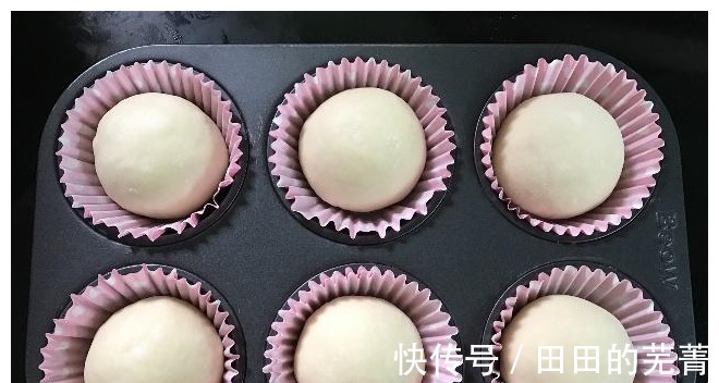 杏仁片|想吃面包不用买，手把手教你做这面包，香甜柔软，孩子最爱！