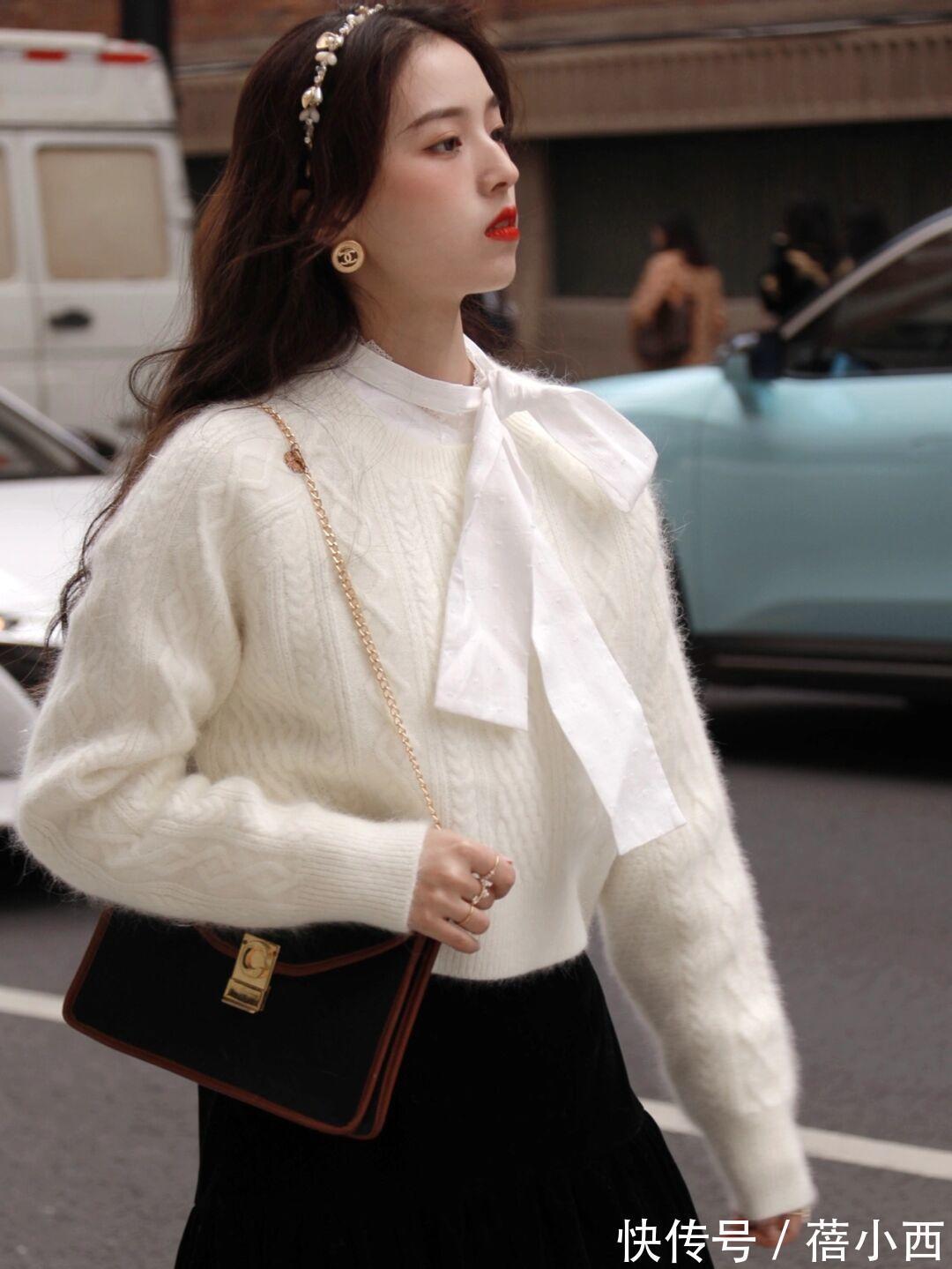 博主|“毛衣+半身裙”,“毛衣+直筒裤”,才是冬季时髦精的最佳搭配