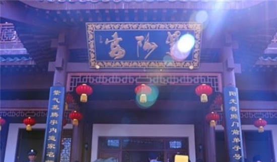 才子|朱元璋派侍卫追大才子,大才子故意读错三个字,侍卫:这人不识字