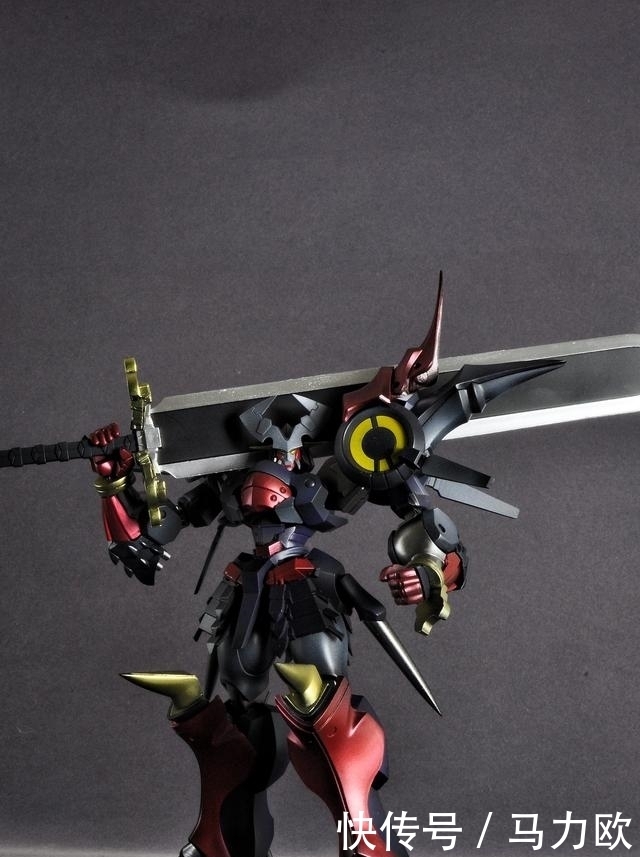 m「佳作」武神装攻,我的斩舰刀下无物不断