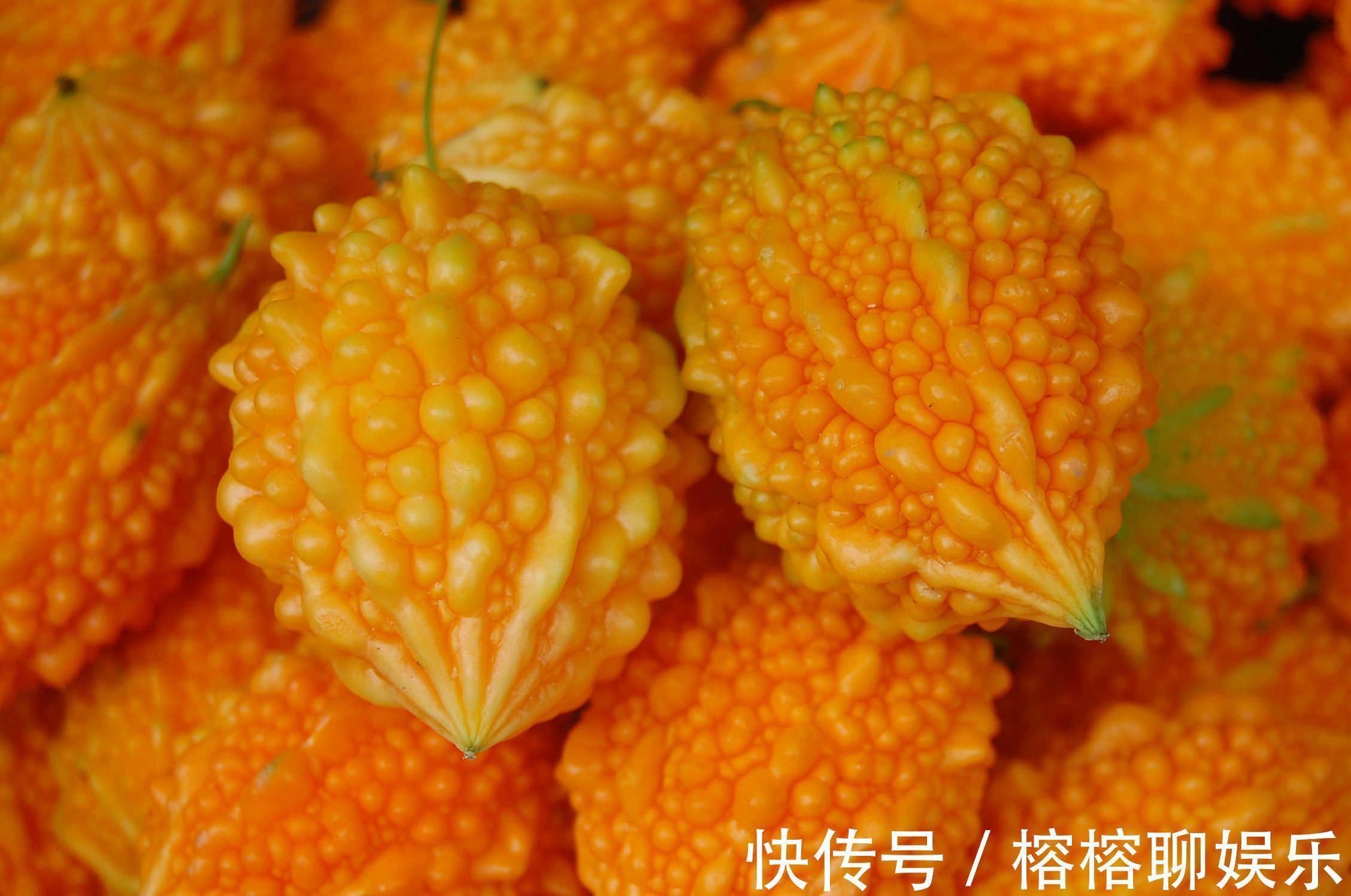 食物|子宫光滑的女性,都爱吃以下三种食物,缓解痛经,预防子宫早衰