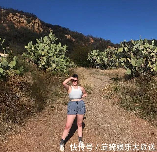 大码模特 谁说体重不过百才是好身材!看这些大码模特,如何把缺点变成优势