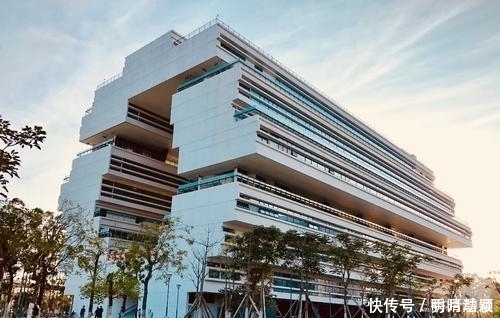 全球最特别的大学，唯一由私人基金会资助的公立大学，就在中国