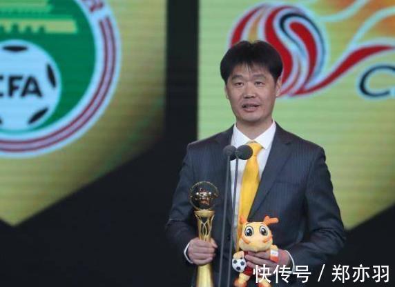 国足教练组|国足生涯或结束!继李铁后,李霄鹏也看不上郑智,确定无缘12强赛