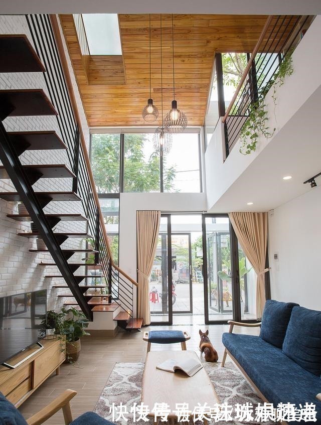 夫妻倆|婚后不跟父母住,在隔壁再建一棟,小夫妻天天住新房三餐去老房吃!