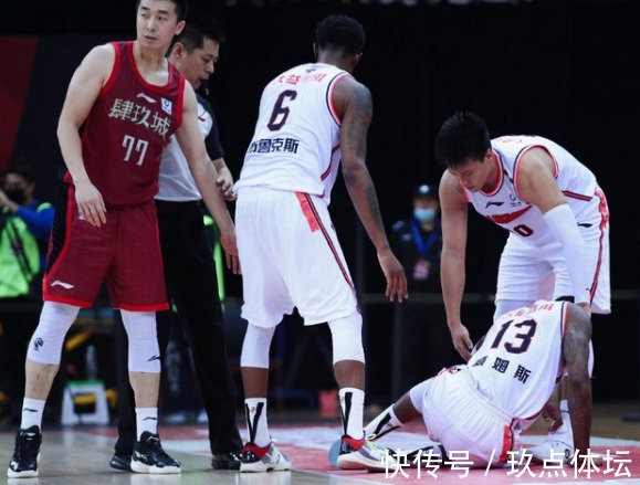 雅尼斯|雅尼斯为何不敢用此人?仅29秒就换下场,怕他毁了整个辽篮