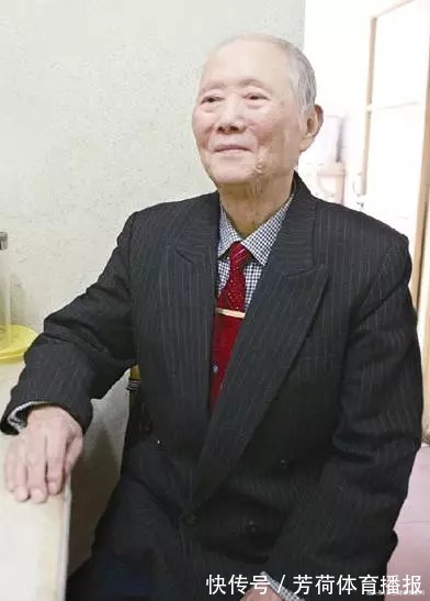 小米|89岁老中医自创延寿法,每天一碗“神仙粥”,滋润胃肠,易吸收!