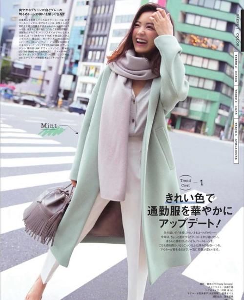 时髦女人春天都爱穿白裤子！白裤子的7种搭配，清新又气质