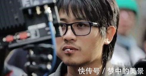 秋夜#韩寒解释鲁迅的“一株是枣树,另一株也是枣树”,学生们都说好