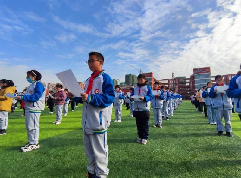 宪法伴我|星光学校举办“国家宪法日”主题教育活动