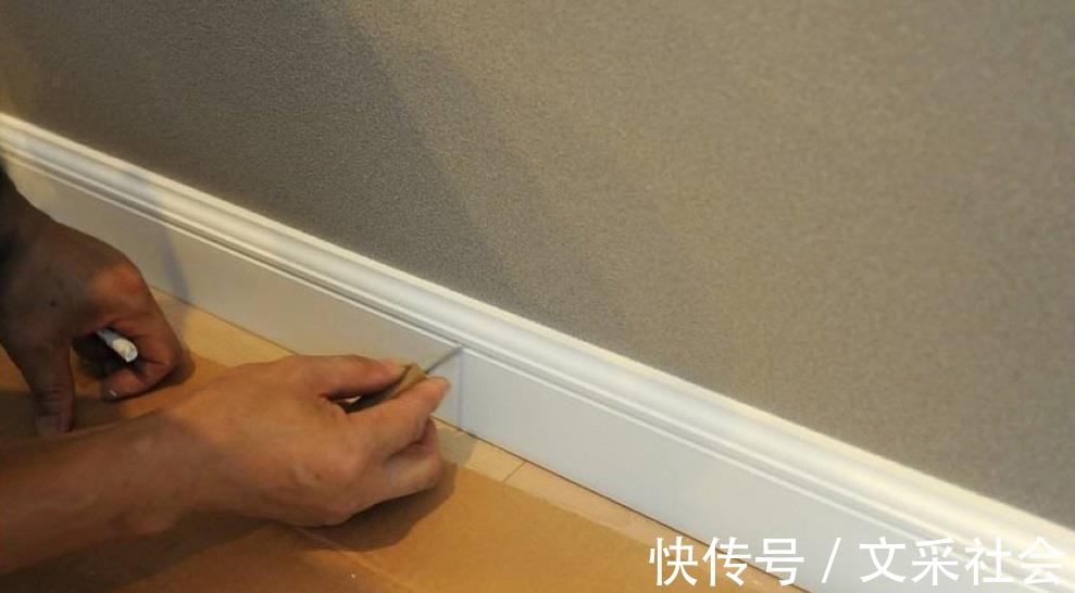 踢脚线|踢脚线安装时用钉子钉还是胶水粘？看看你家装的对不对
