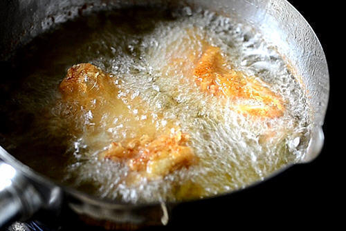 上瘾的椒麻炸鸡，怎么吃也吃不够！学会了自己做，吃起来更方便~