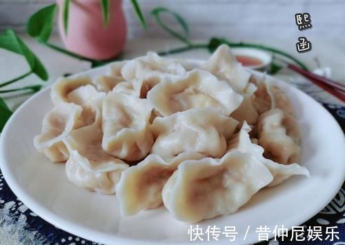 多汁|萝卜馅饺子,是焯水还是直接包,只要这步做对了,鲜嫩多汁又好吃