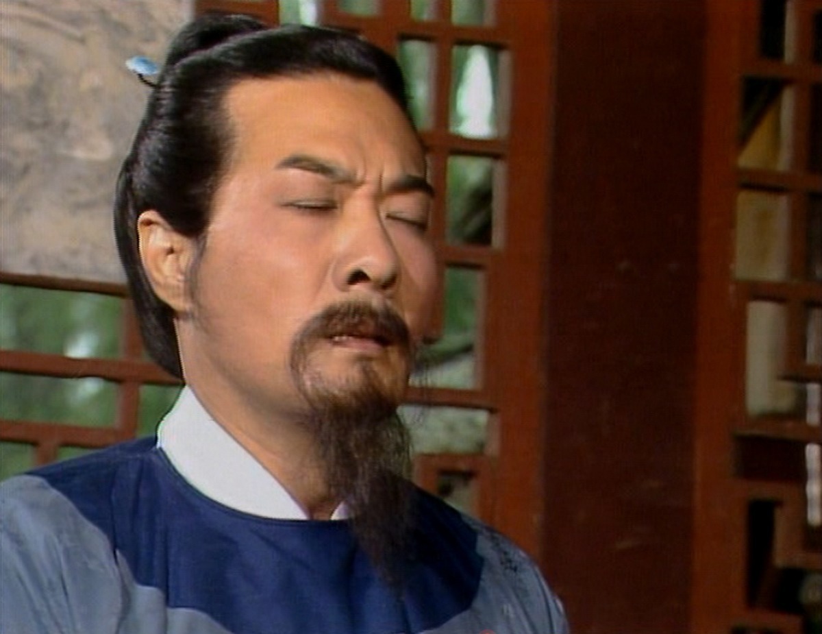 写乎|读《红楼梦》:贾雨村开初并不是平儿口中的喂不饱的野杂种?