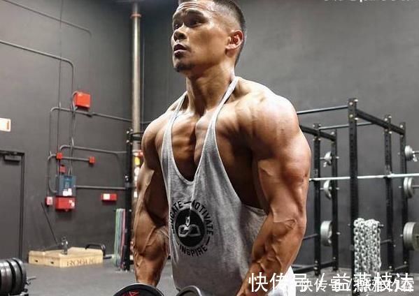 增肌|同样健身30天,为什么别人肌肉长得比你快这3点不能忽略