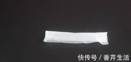 保鲜袋|地漏反味太臭了，一个塑料袋就能轻松解决了，看完抓紧提醒家人