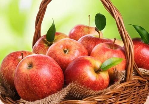 到底|晚上吃苹果,到底对身体好不好今天一次性告诉你答案,了解下