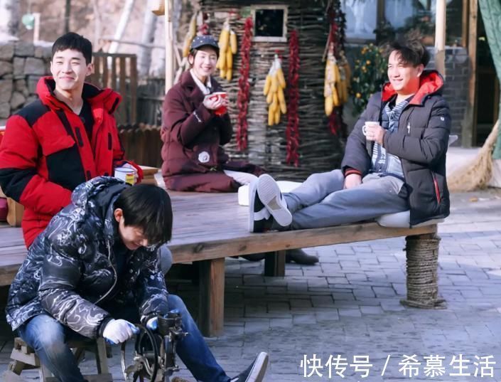 比《向往的生活》還“窮”的綜藝來了!看清MC陣容:想不火都難